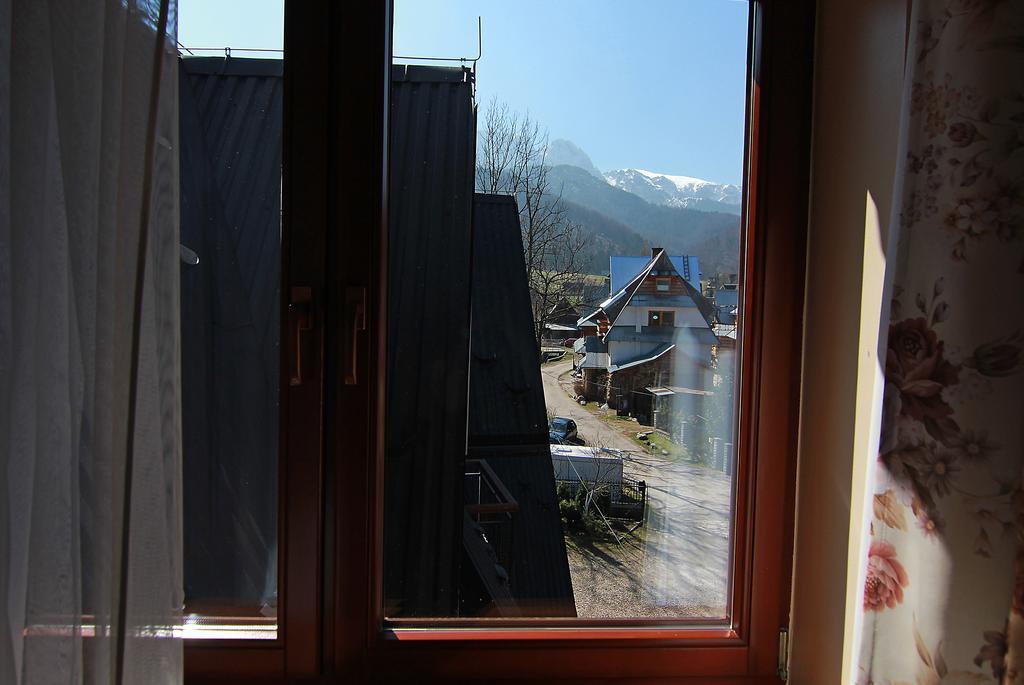 Willa Pod Halami Apartment Zakopane Bagian luar foto