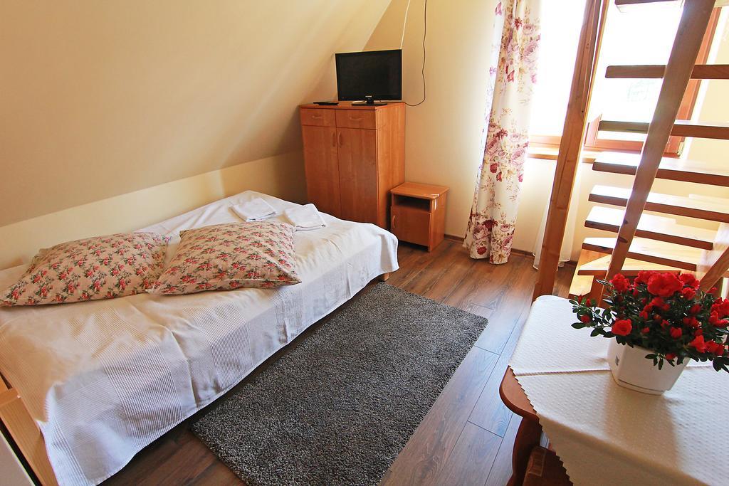 Willa Pod Halami Apartment Zakopane Bagian luar foto