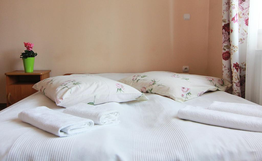 Willa Pod Halami Apartment Zakopane Bagian luar foto