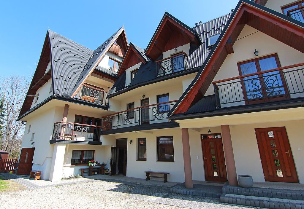 Willa Pod Halami Apartment Zakopane Bagian luar foto